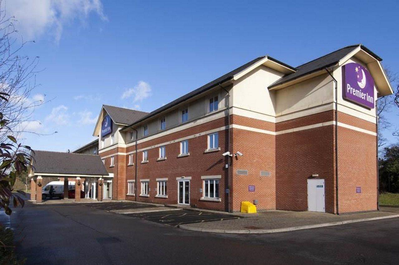 Premier Inn Gatwick Crawley Town West كرولي المظهر الخارجي الصورة